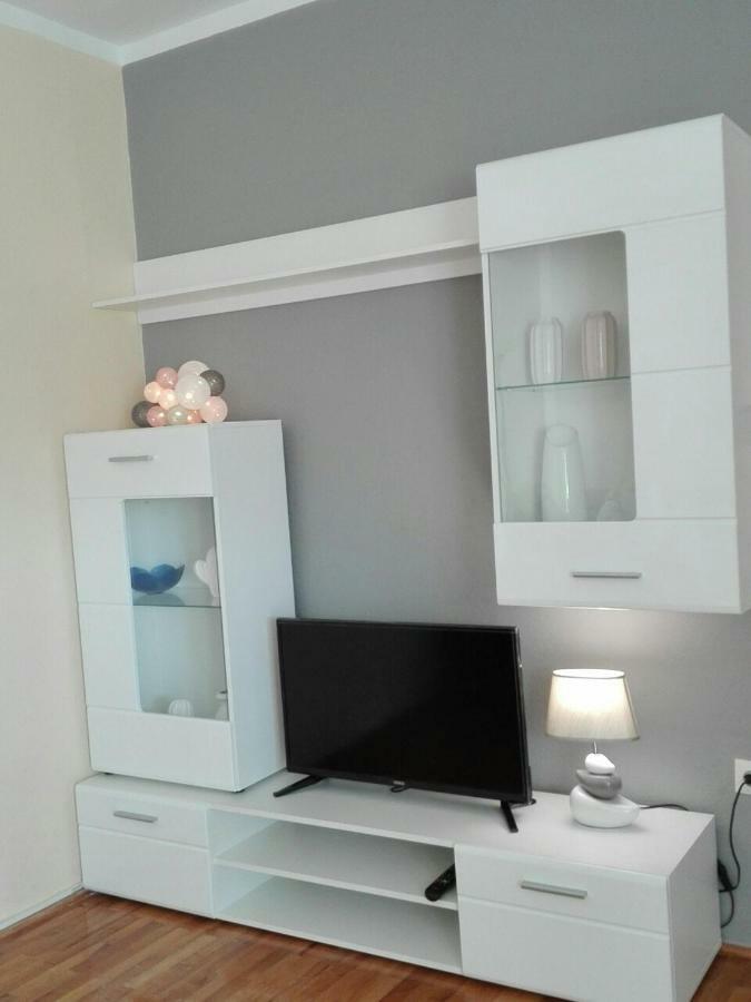 ביוגראד נה מורו Apartments Gojka Miocevic מראה חיצוני תמונה